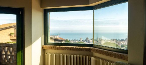 Вилла с 4 спальнями в Монтесильвано, Италия № 72857 47