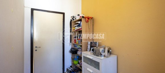 Apartamento de 2 habitaciónes en Magenta, Italy No. 1765 18