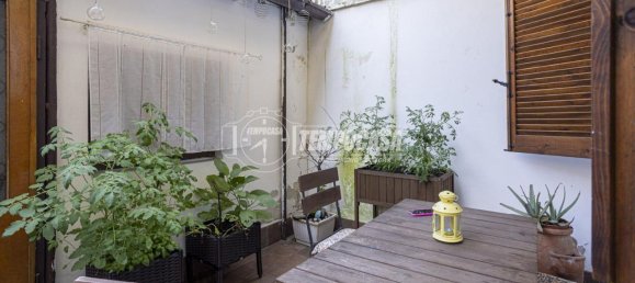 Apartamento de 2 habitaciónes en Magenta, Italy No. 1765 10