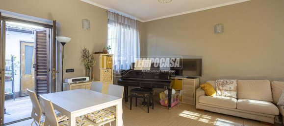 Apartamento de 2 habitaciónes en Magenta, Italy No. 1765 23
