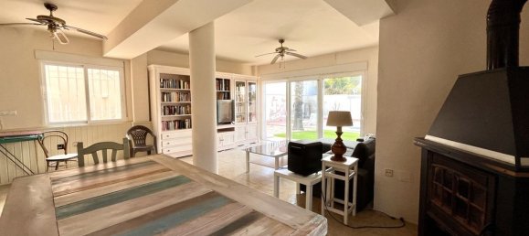 Villa de 5 dormitorios en La Zenia, Spain No. 176599 10