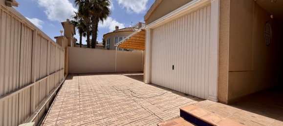 Villa de 5 dormitorios en La Zenia, Spain No. 176599 31