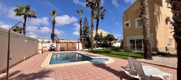 Villa de 5 dormitorios en La Zenia, Spain No. 176599 26