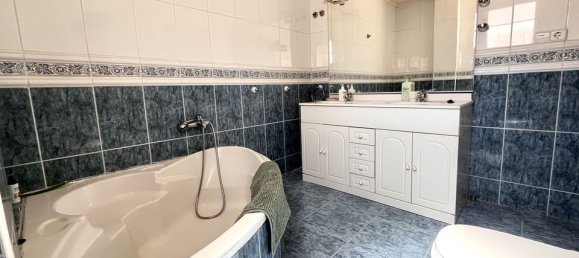 Villa de 5 dormitorios en La Zenia, Spain No. 176599 17