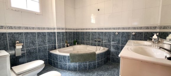 Villa de 5 dormitorios en La Zenia, Spain No. 176599 5