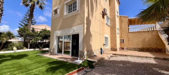 Villa de 5 dormitorios en La Zenia, Spain No. 176599 15