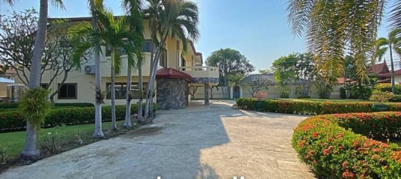 4 bedrooms Villa in Hua Hin, Thailand No. 13181 5