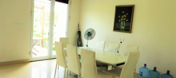 5 bedrooms Villa in Long Bien, Vietnam No. 3971 6