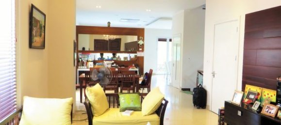 5 bedrooms Villa in Long Bien, Vietnam No. 3971 2