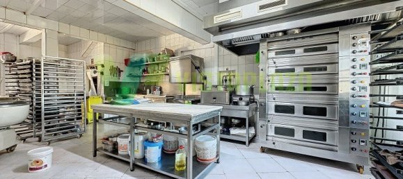 Casa de 3 dormitorios en Portimao, Portugal No. 62907 3