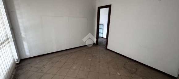 150m² Commercial property in Brandizzo, Italy No. 105123 19