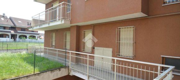 150m² Commercial property in Brandizzo, Italy No. 105123 11