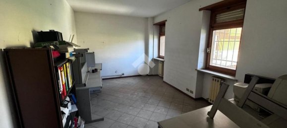 150m² Commercial property in Brandizzo, Italy No. 105123 20
