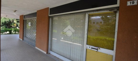 150m² Commercial property in Brandizzo, Italy No. 105123 13
