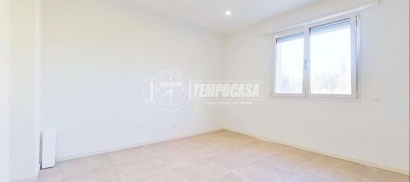 3 rooms House in Cattolica, Italy No. 14789 13