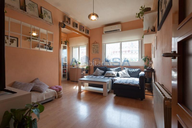 2 Schlafzimmer Wohnung in Horta-Guinardo, Spain, Nr. 200685