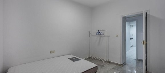 3 bedrooms Apartment in Granada, Spain No. 148511 9