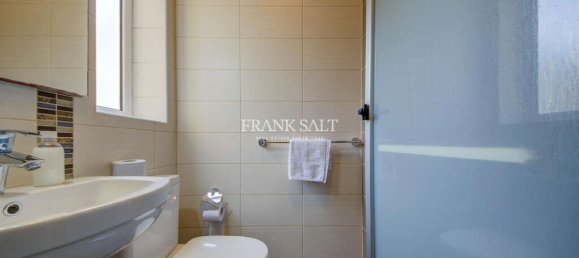 3 bedrooms Apartment in Gzira, Malta No. 7699 13