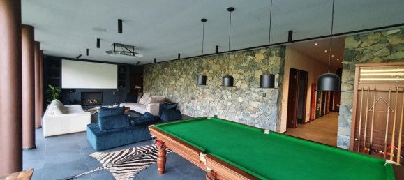 5 bedrooms Villa in Limassol, Cyprus No. 2543 11