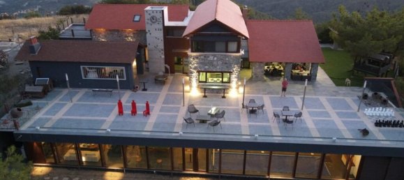 5 bedrooms Villa in Limassol, Cyprus No. 2543 12