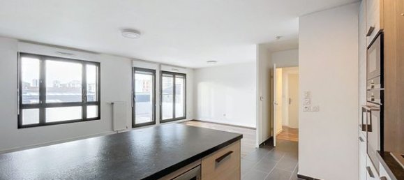 1 bedroom Apartment in Aubervilliers, France No. 354715 4