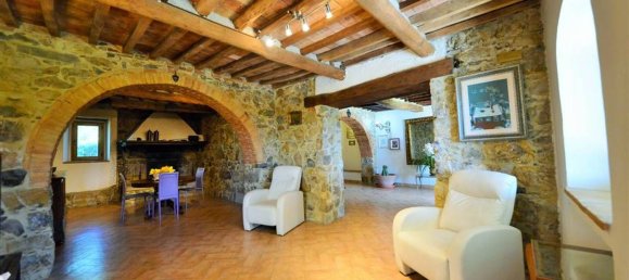 19 rooms House in Roccastrada, Italy No. 215952 12