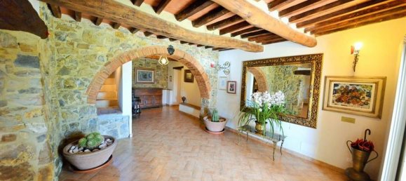 19 rooms House in Roccastrada, Italy No. 215952 11