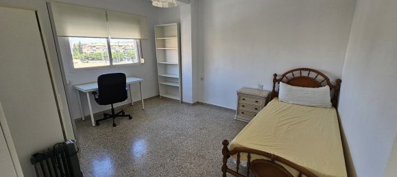 3 bedrooms Apartment in Granada, Spain No. 171743 6