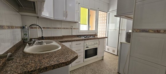 3 bedrooms Apartment in Granada, Spain No. 171743 10