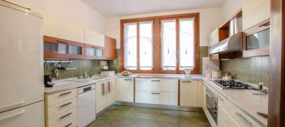 8-salle Villa à Brescia, Italy No. 117102 12