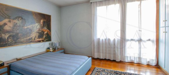 8-salle Villa à Brescia, Italy No. 117102 19