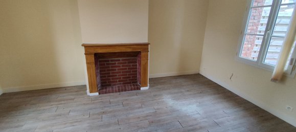 Casa de 3 dormitorios en Villers-sur-Coudun, France No. 49299 4