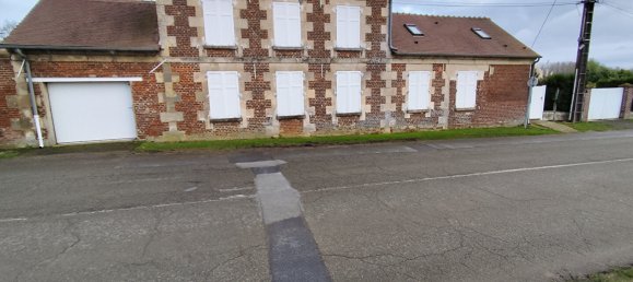 Casa de 3 dormitorios en Villers-sur-Coudun, France No. 49299 2