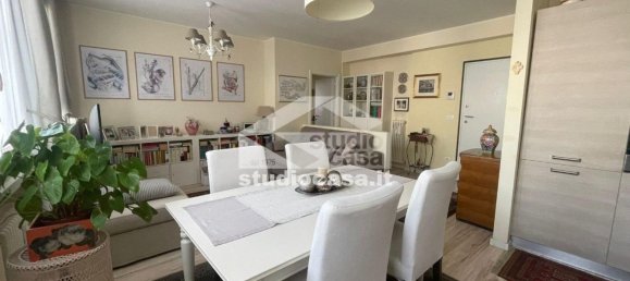 3 bedrooms Apartment in Trento, Italy No. 315639 2