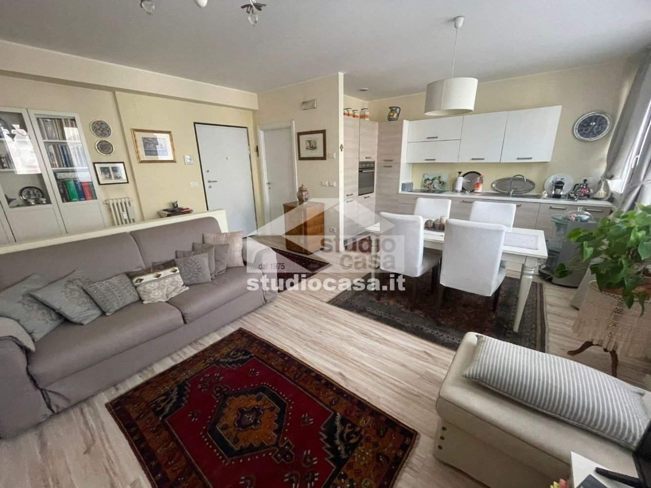 3 bedrooms Apartment in Trento, Italy No. 315639