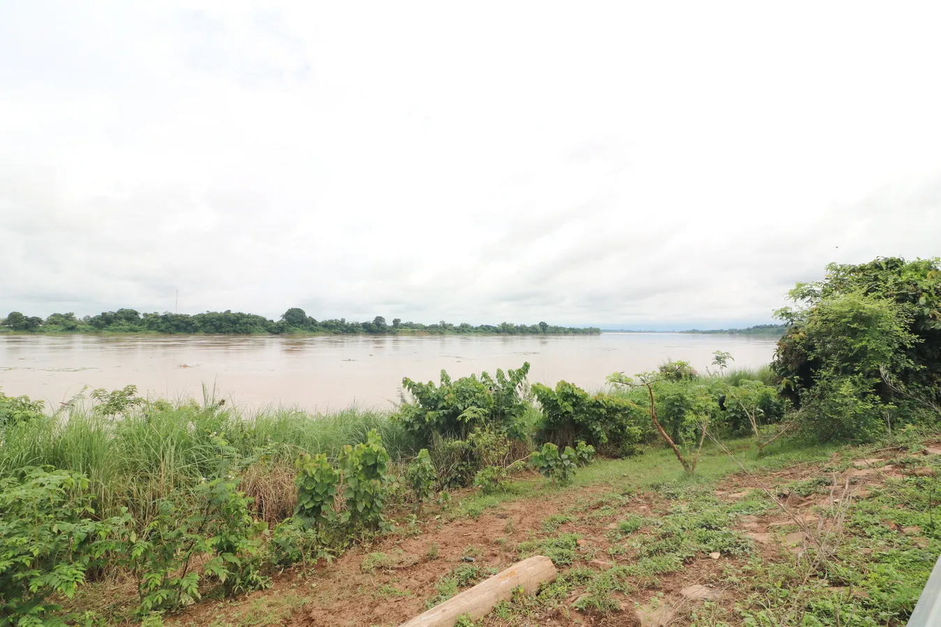 Terrain à Nong Khai, Thailand 4800m² No. 64200