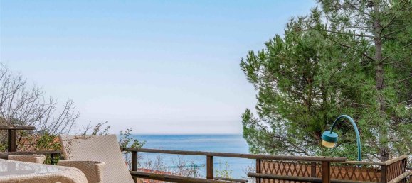 5 rooms Apartment in Arenzano, Italy No. 59888 27