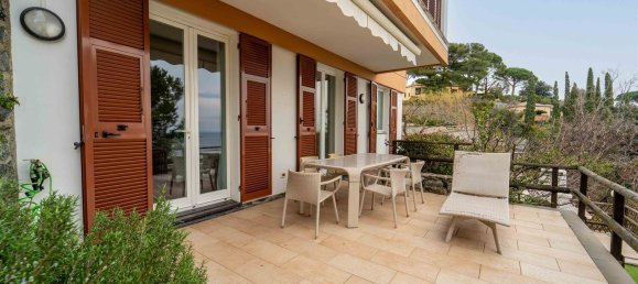 5 rooms Apartment in Arenzano, Italy No. 59888 46