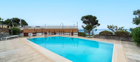 5 rooms Apartment in Arenzano, Italy No. 59888 25