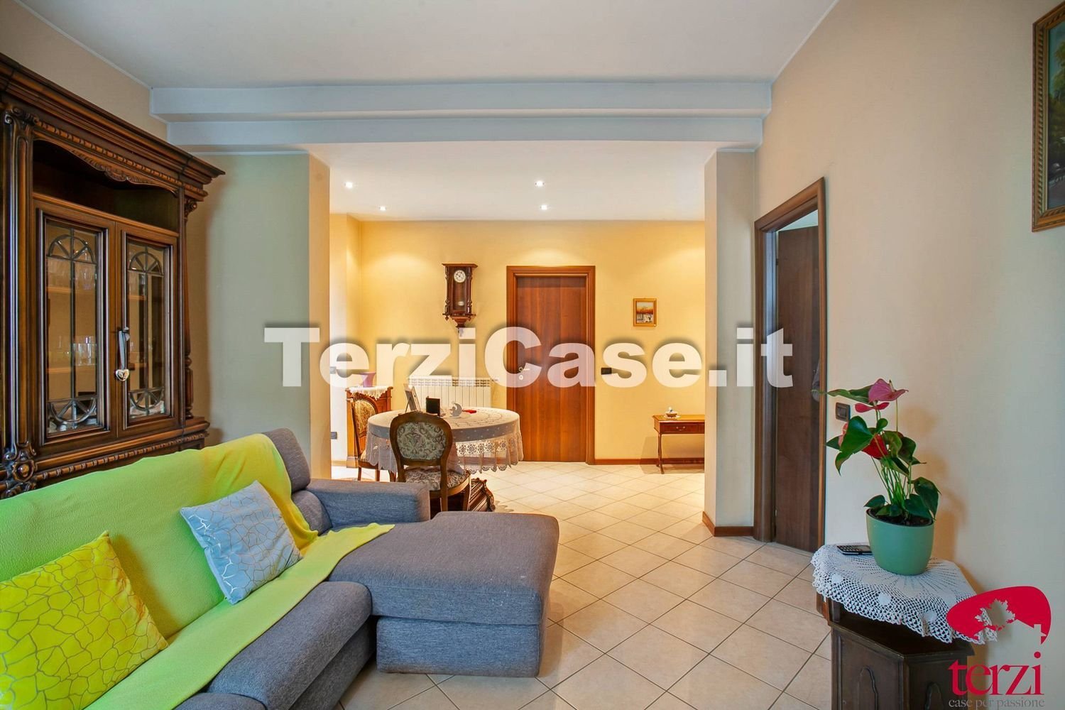 4 bedrooms Villa in Gorle, Italy No. 394729