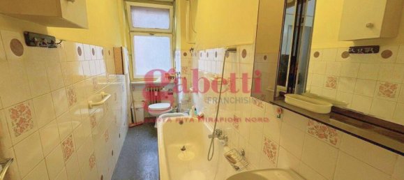 2 rooms Apartment in Turin, Italy No. 25722 13