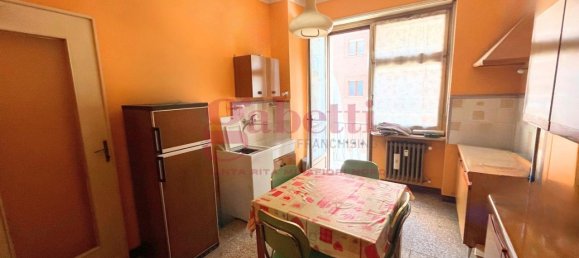 2 rooms Apartment in Turin, Italy No. 25722 8