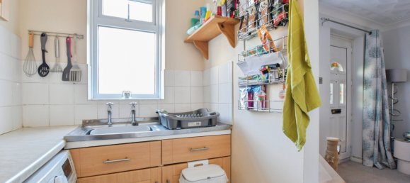  Apartment in Bournemouth, United Kingdom No. 2367 5