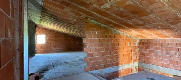 7 rooms House in Torrazza Coste, Italy No. 68433 64