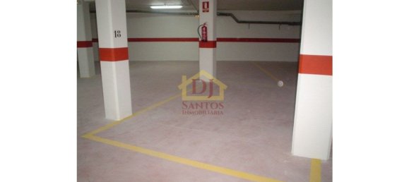  مرآب في Salamanca, Spain رقم 69470 2