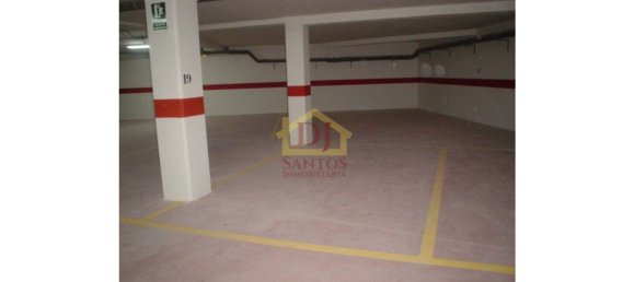  مرآب في Salamanca, Spain رقم 69470 5