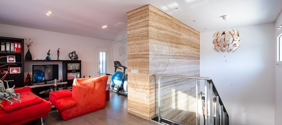 4 chambres Maison à Leiria, Portugal No. 18398 17