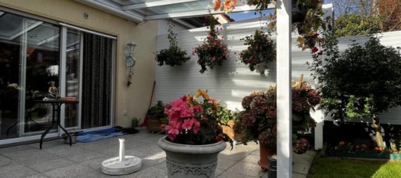 4 rooms Townhouse in Gutersloh, Germany No. 131037 3