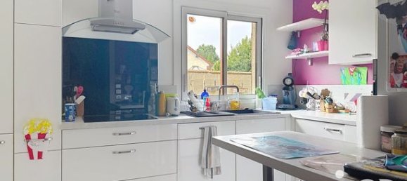 Casa de 4 dormitorios en Eure, France No. 355989 9