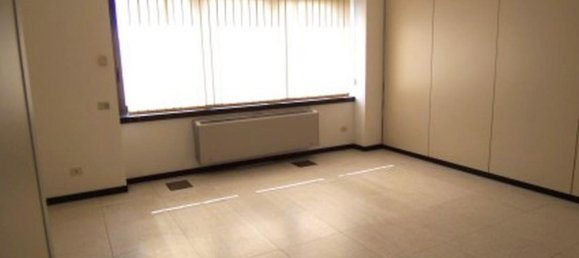 4غرفة بناية في Segrate, Italy رقم 238272 17